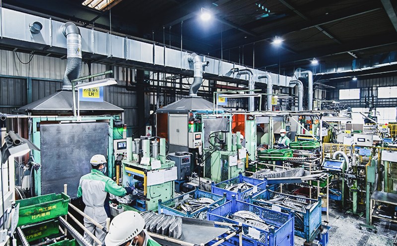 Tuyển thực tập sinh ngành gia công cơ khí